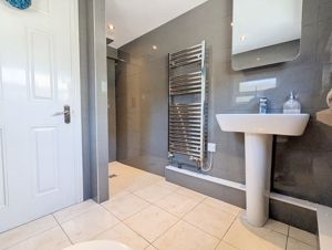 Photo 6- click for photo gallery